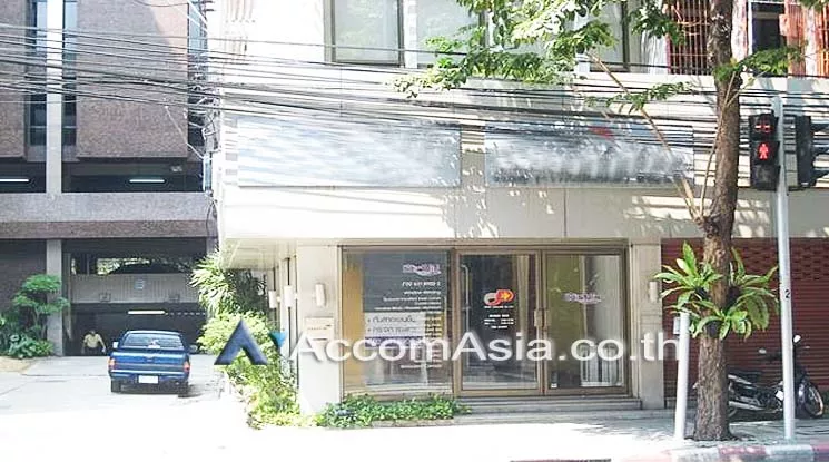 5  Shophouse For Sale in silom ,Bangkok BTS Chong Nonsi AA15373